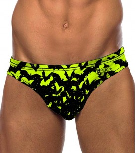 Waterpolo Bat Attack Man